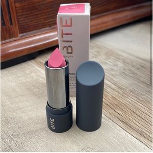 Bite Beauty - Power Move Soft Matte Lipstick - Juniper